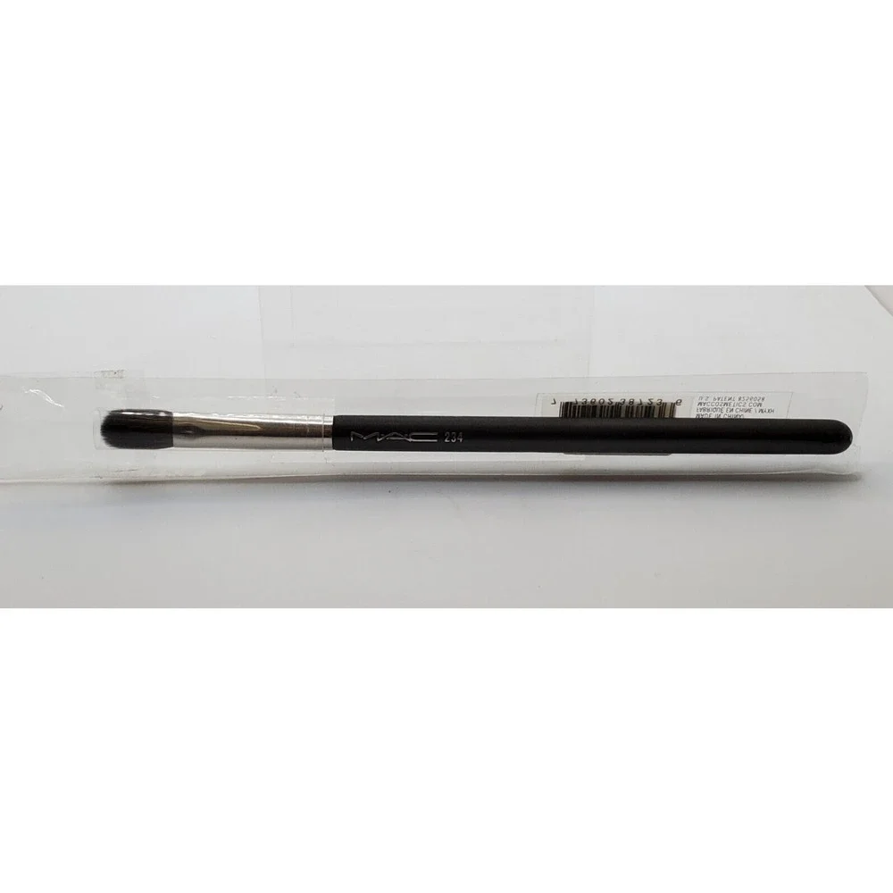 MAC #234 Blending Eye Brush 6.5in ~ Dual Sided Split Fibre ~New & Sealed in Pkg